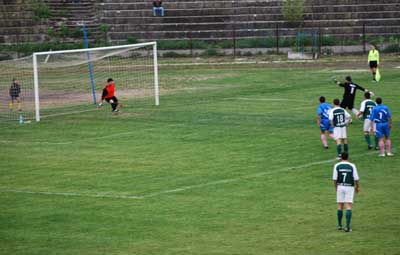 Bota bate perfect penalty-ul